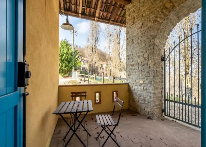 Villa La Rovere - Casale De Rovere Cossano Belbo