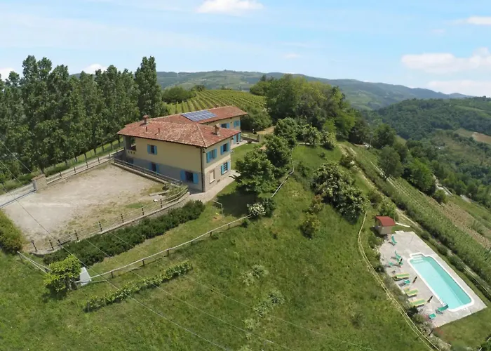 La Rovere - Casale De Rovere Villa Cossano Belbo